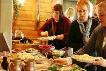 in welchem land ist es üblich zu weihnachten ein „fest der sieben fische“ zu feiern